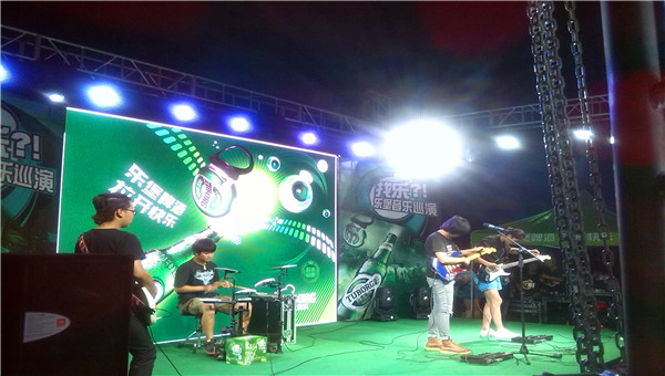 �ֱ�ơ����ʳ�ڻ